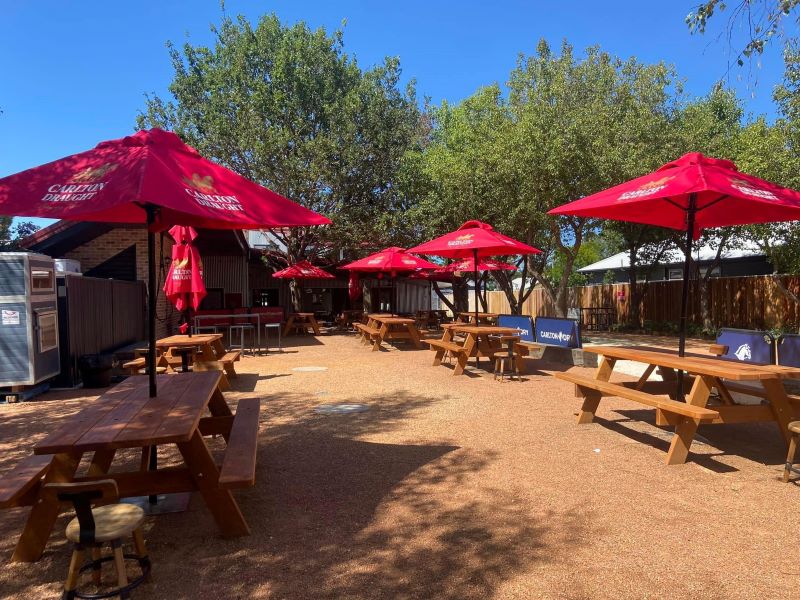 Commercial tables at the Bungendore Hotel